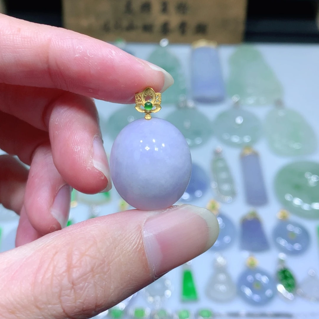 翡翠吊坠(不含链)18K金镶嵌