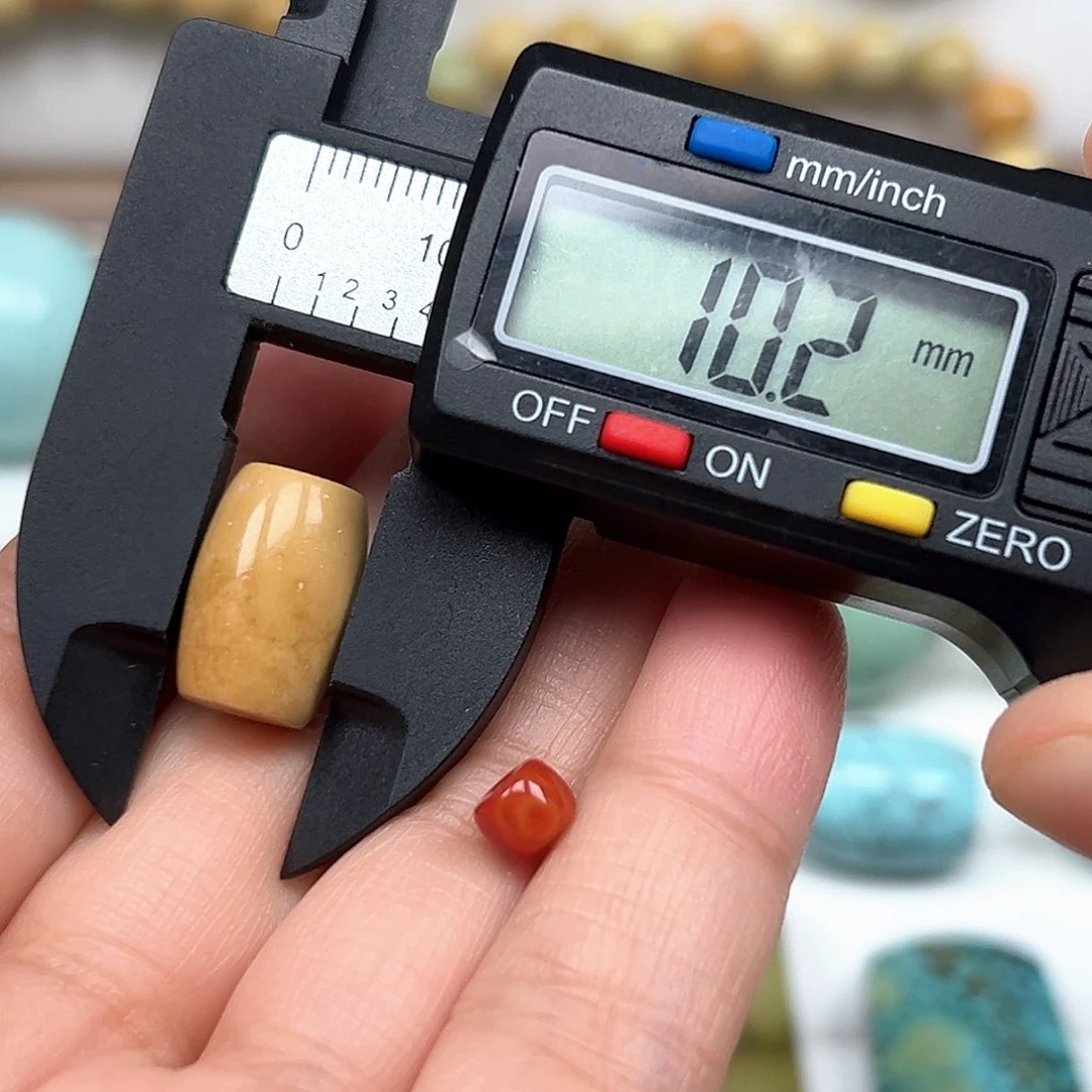 南红玛瑙未镶嵌颈饰