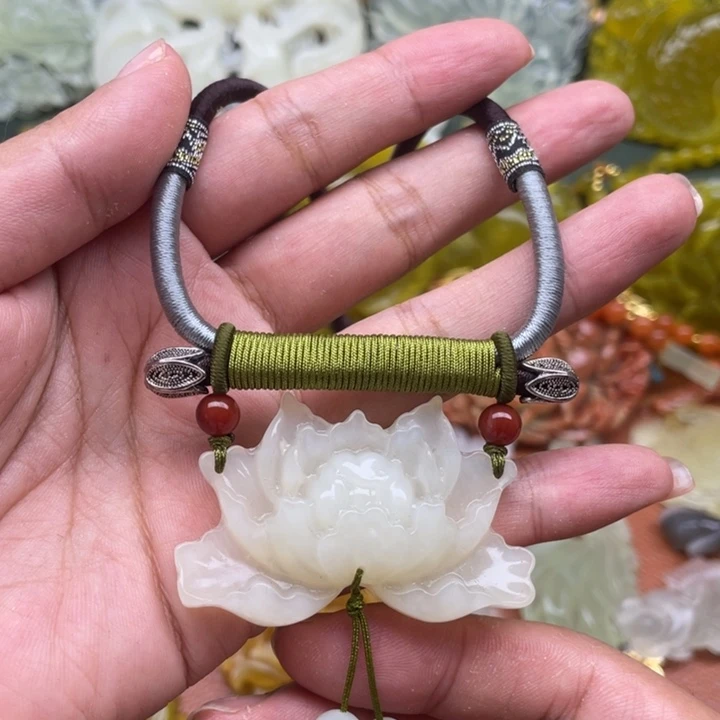 未镶嵌蛇纹石玉项链