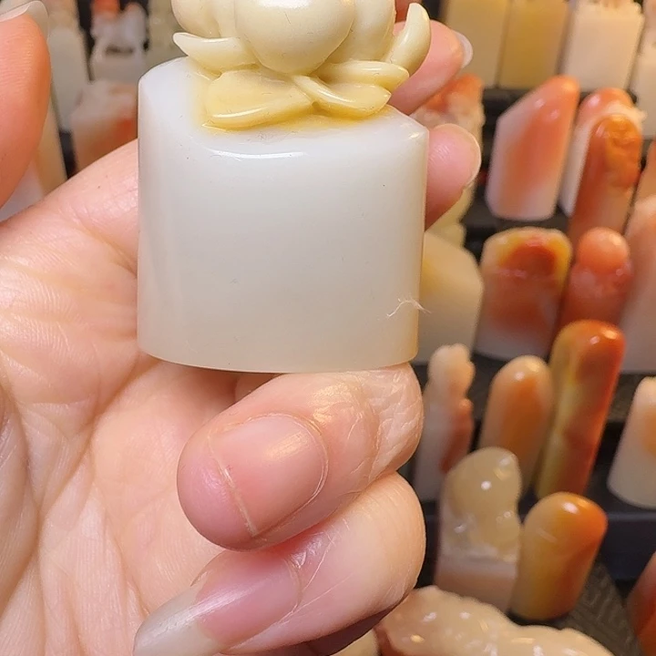 老挝石漂亮的好看的