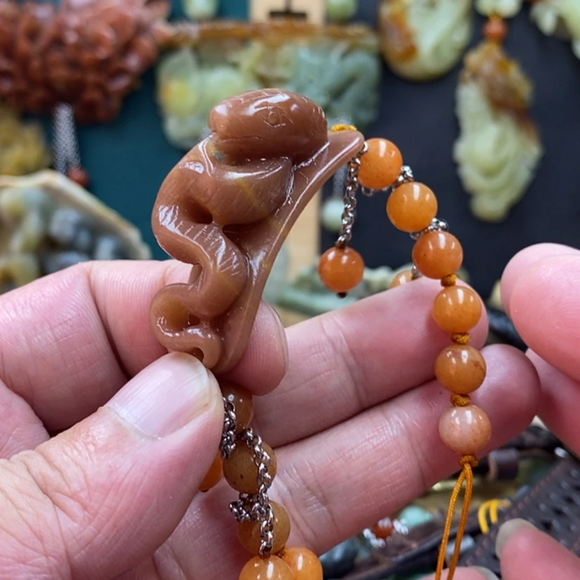 【闪购商品】蛇纹石玉手牌未镶嵌