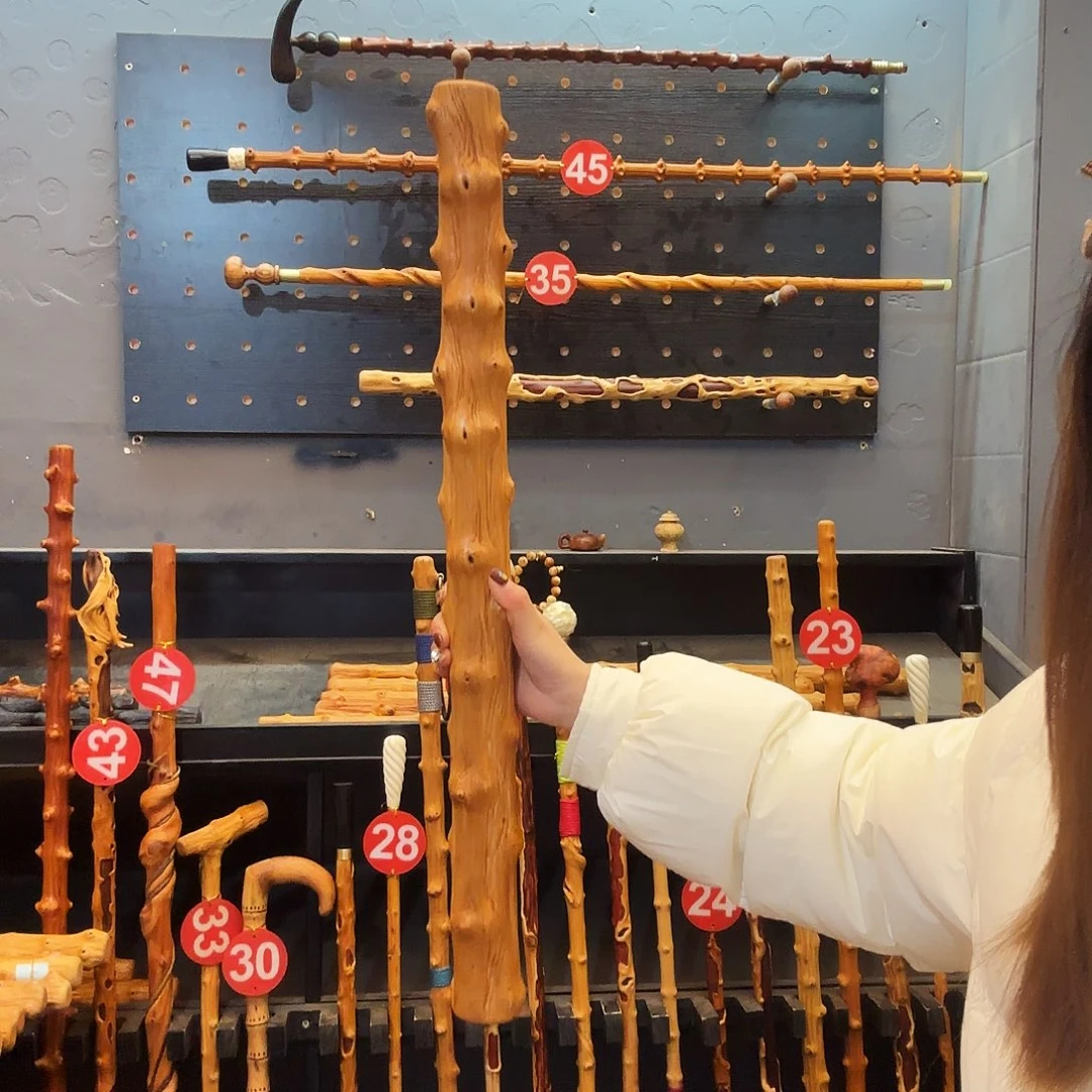 战***胜66公分左右长，短棍