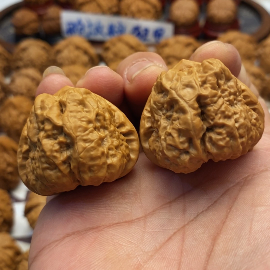 文玩核桃把件38.5尺 三角剑毒蛙 4