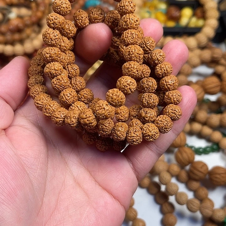 吊坠桃核金刚脖挂