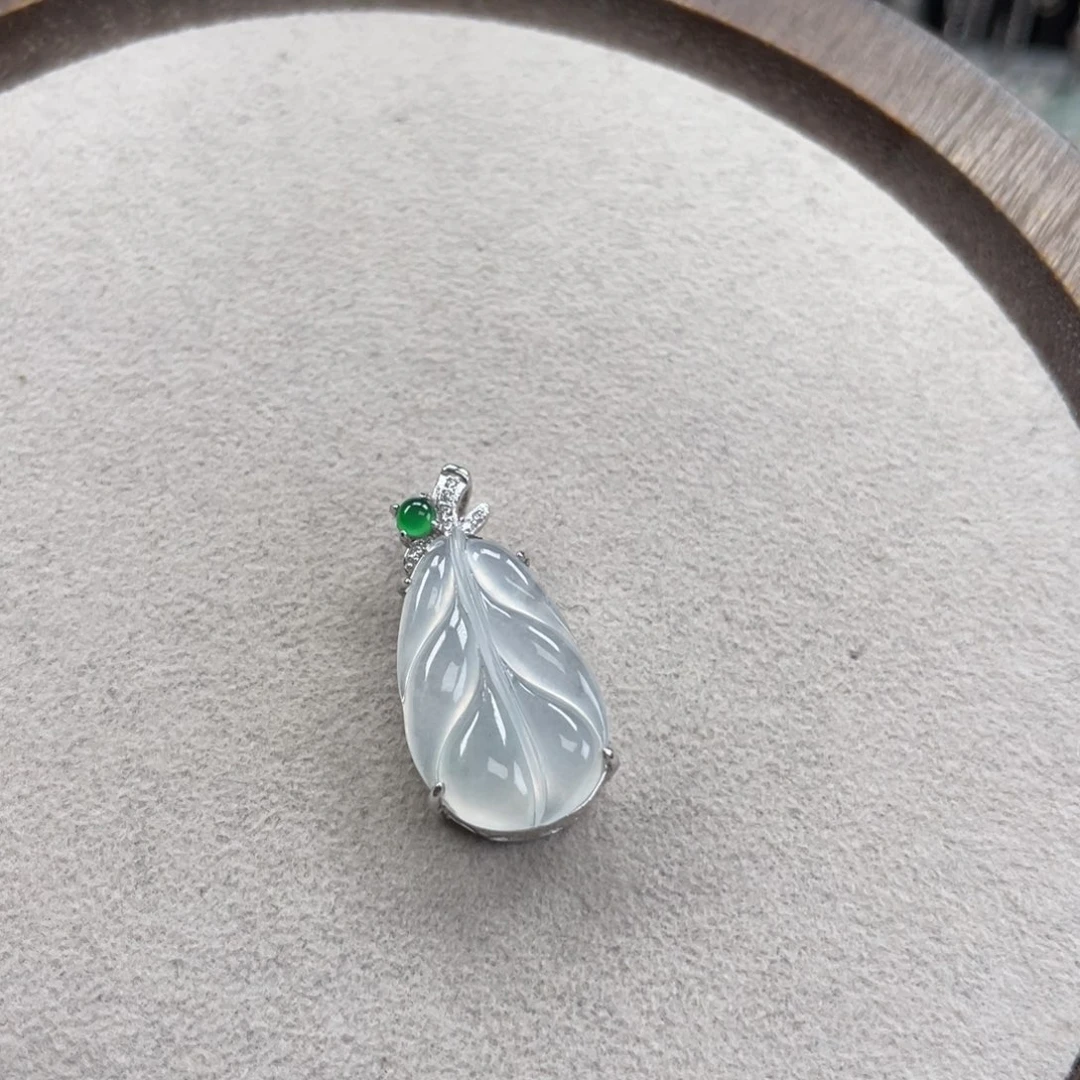 翡翠银S925镶嵌颈饰