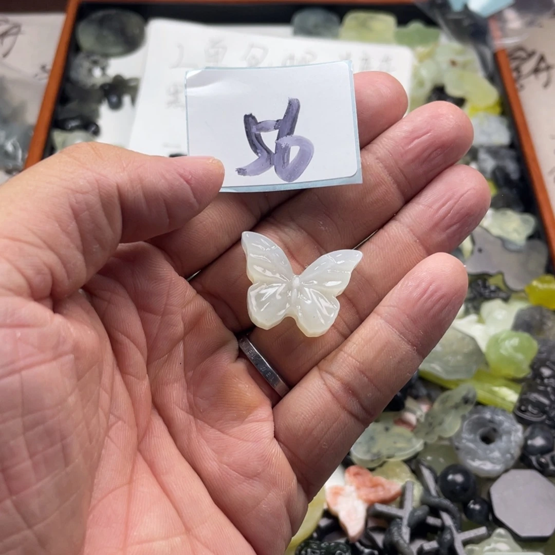 蛇纹石玉合金颈饰