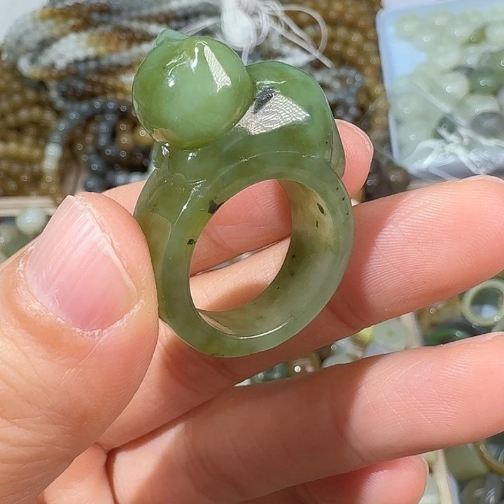 和田玉（碧玉）未镶嵌戒指18.5内径