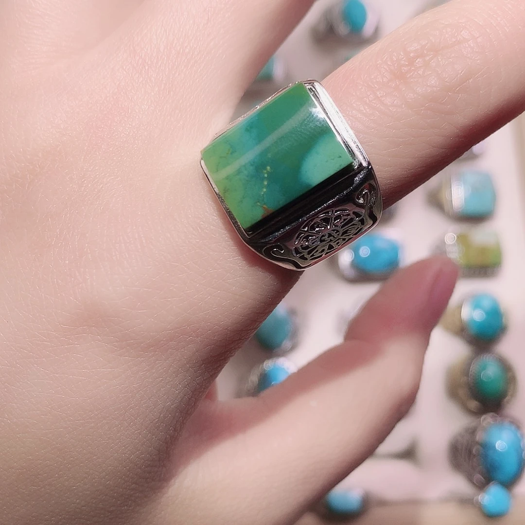 绿松石未镶嵌挂件