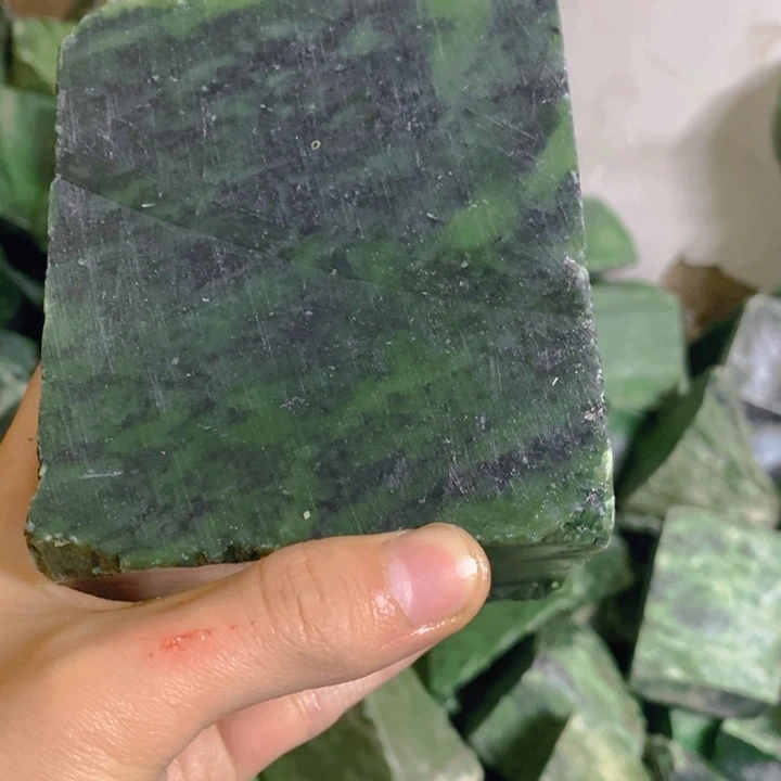 和田玉未镶嵌珠宝半成品