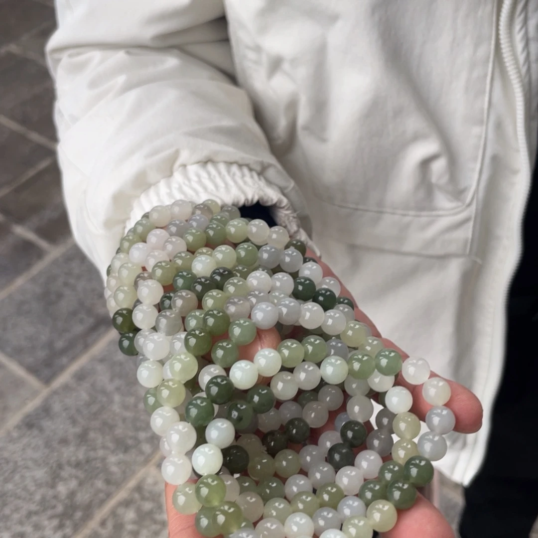 和田玉未镶嵌颈饰多样性发货，发其一