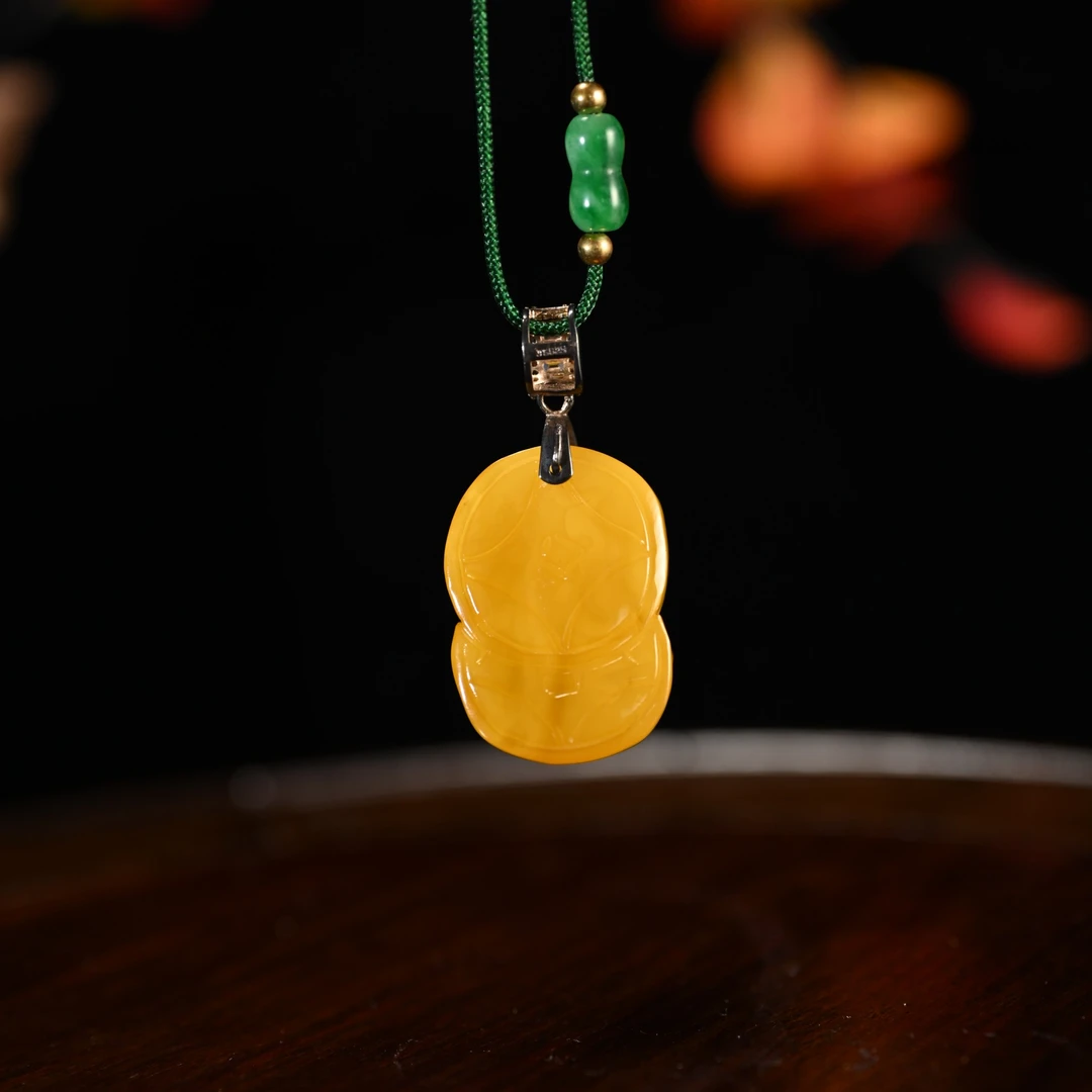 lot8839琥珀貔貅挂件/杭拍