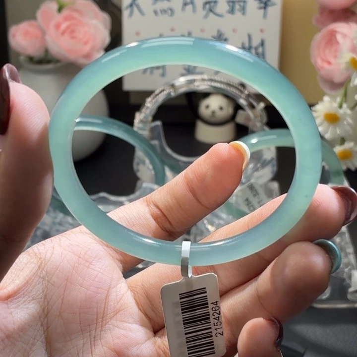 翡翠未镶嵌手镯纯净果绿53