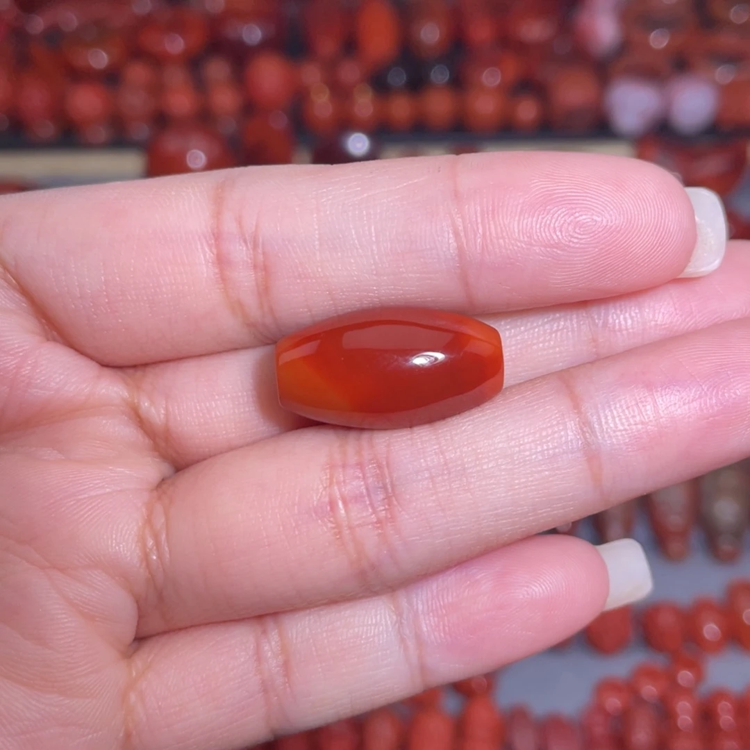 深***深南红玛瑙未镶嵌桶珠