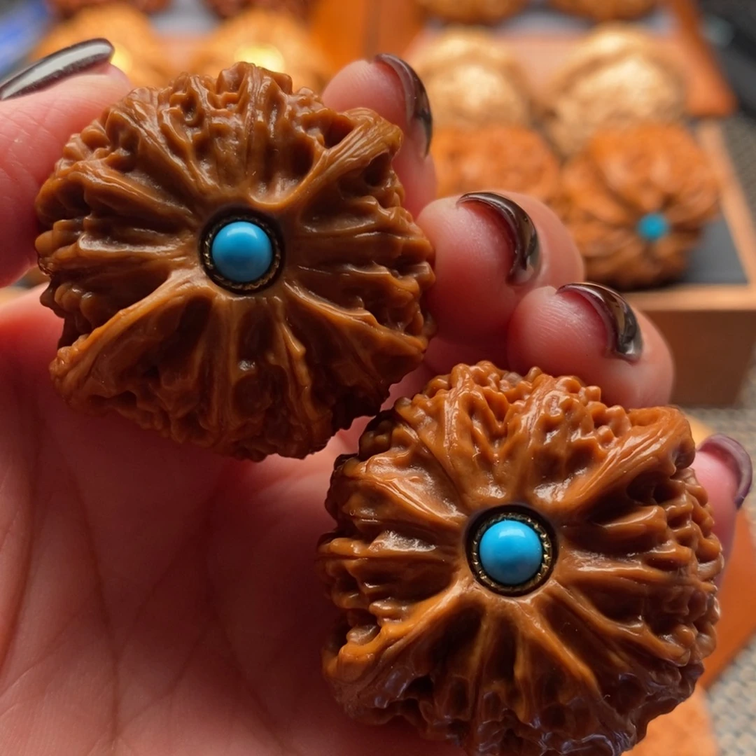 把件文玩核桃40尺宫灯狮子头