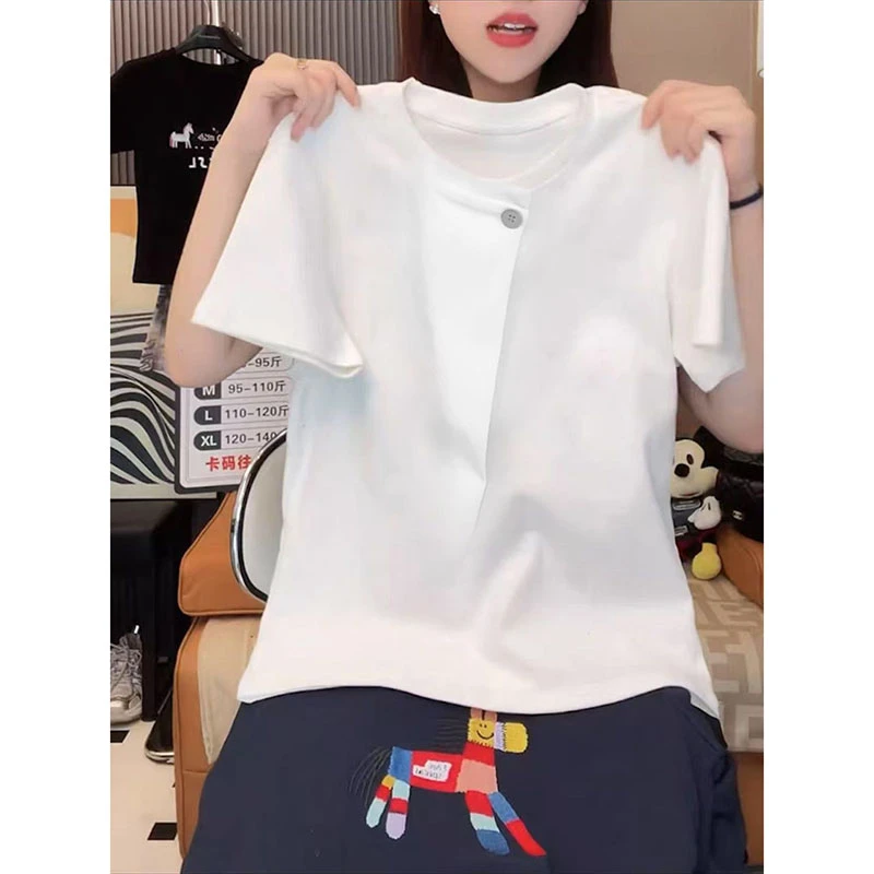 设计感不对称圆领纽扣短袖T恤女夏季简约减龄休闲百搭纯棉上衣