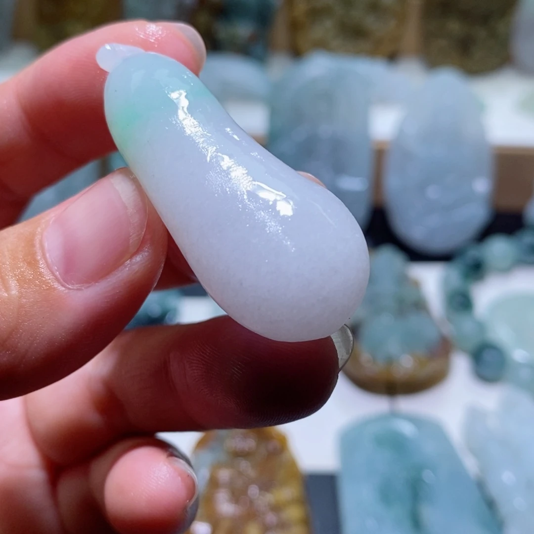 定制翡翠未镶嵌毛货