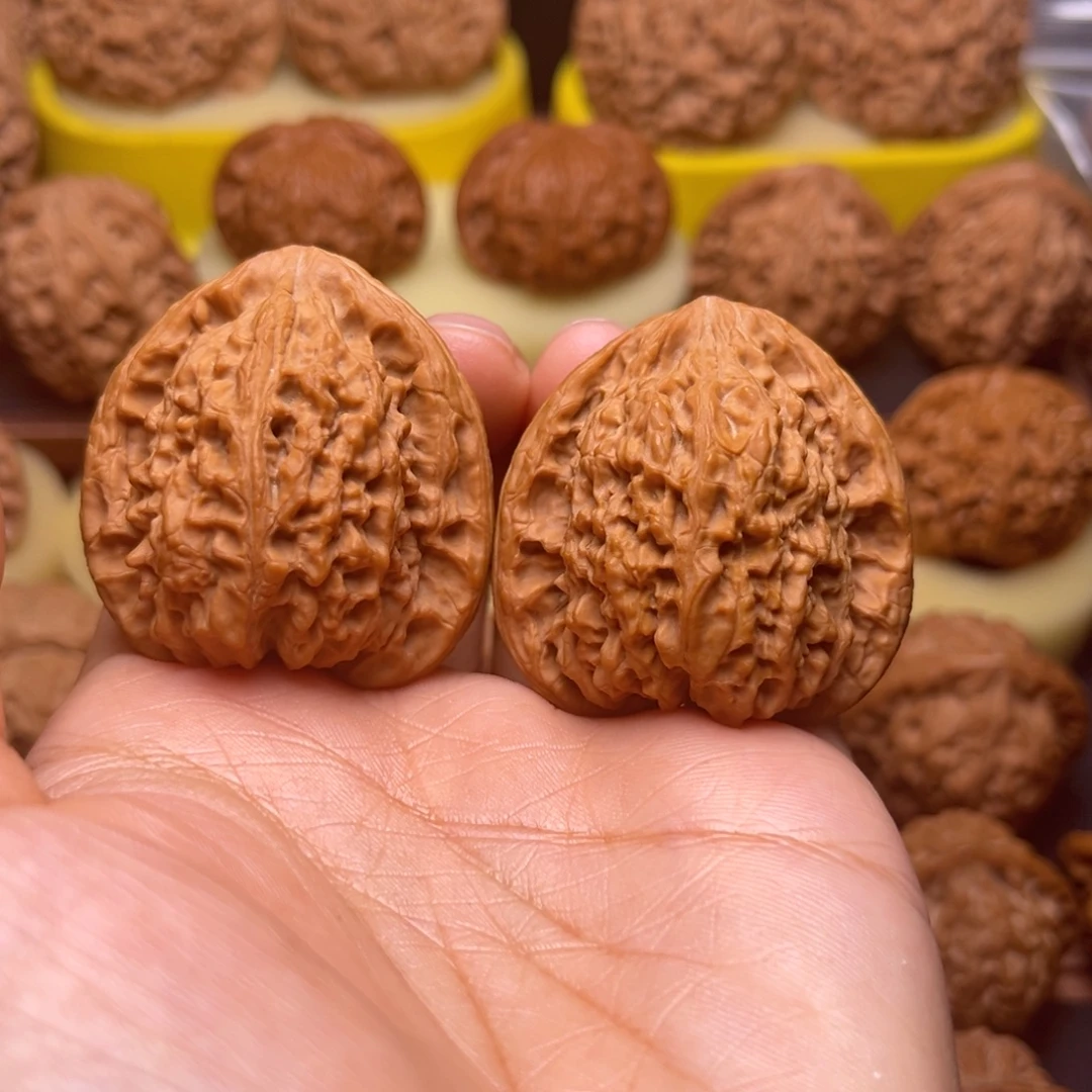 g***g文玩核桃把件南疆40左右