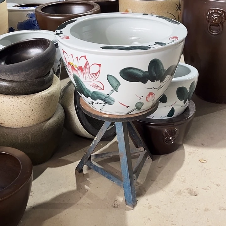 景德镇陶瓷鱼缸艺术