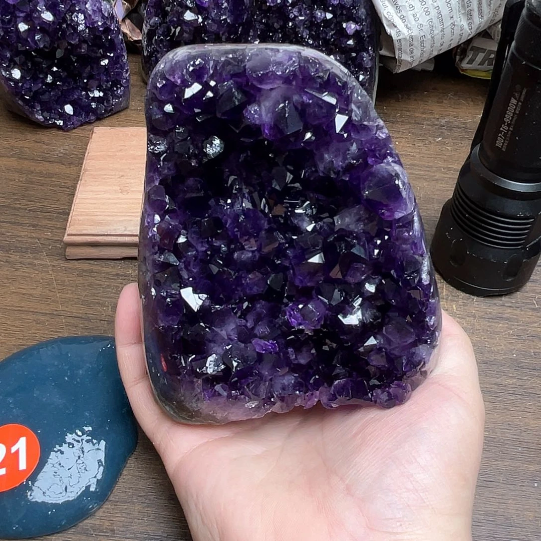 紫晶大型摆件（非配饰）未镶嵌