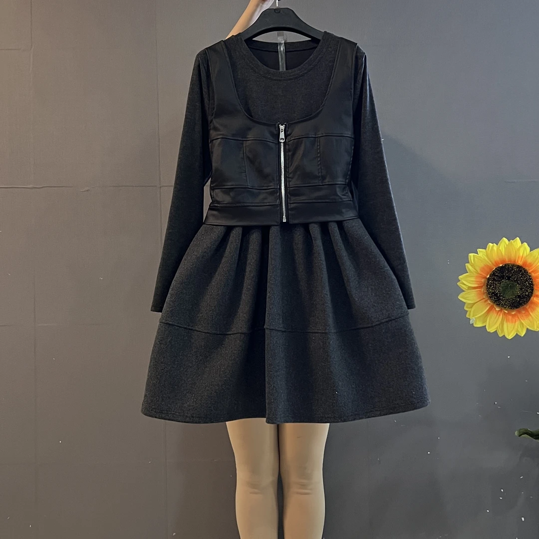 欧货新款小众设计感去洋气吊带马甲拼接假两件遮肚显瘦小香连衣裙