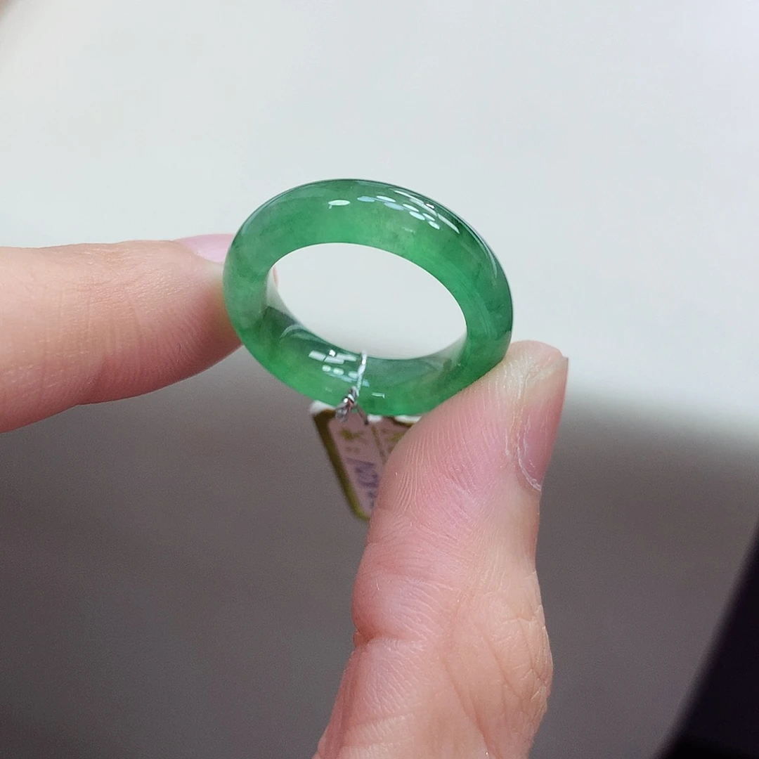 翡翠未镶嵌戒指13号