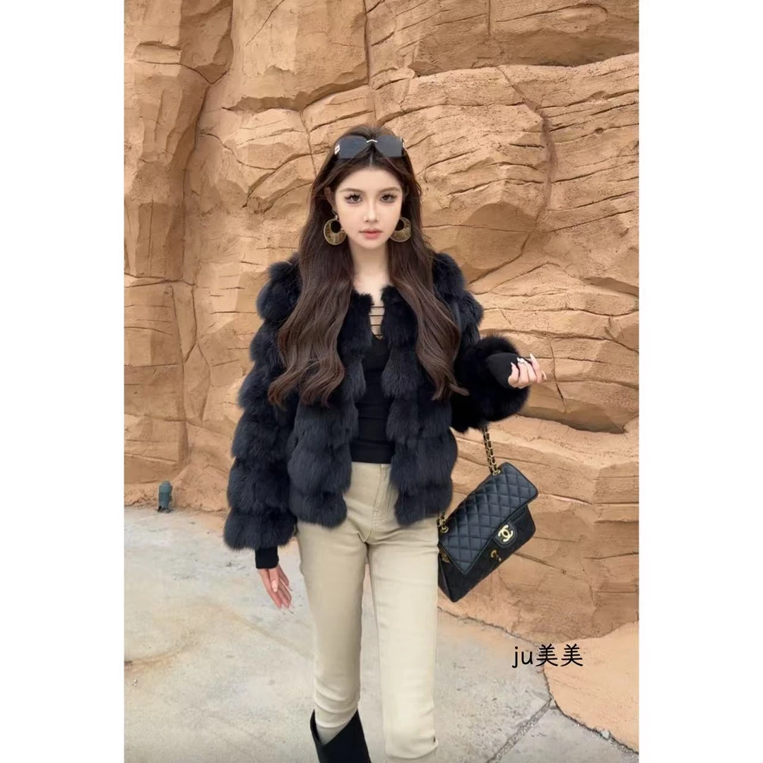 2025轻奢气质狐狸毛外套YC238