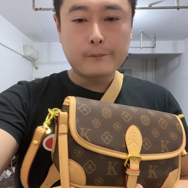 麂皮（革）驴皮（革）鳄鱼皮（革）织物