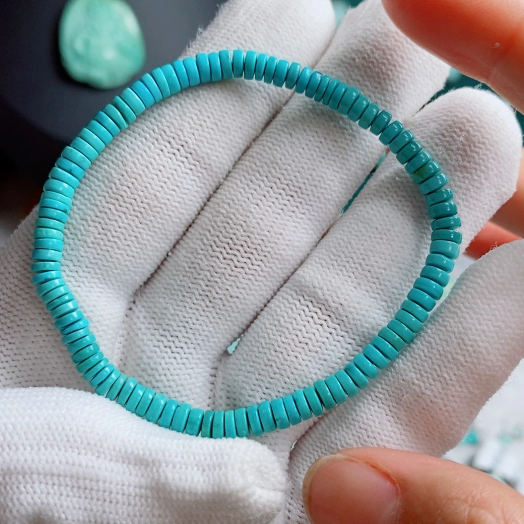 绿松石未镶嵌颈饰