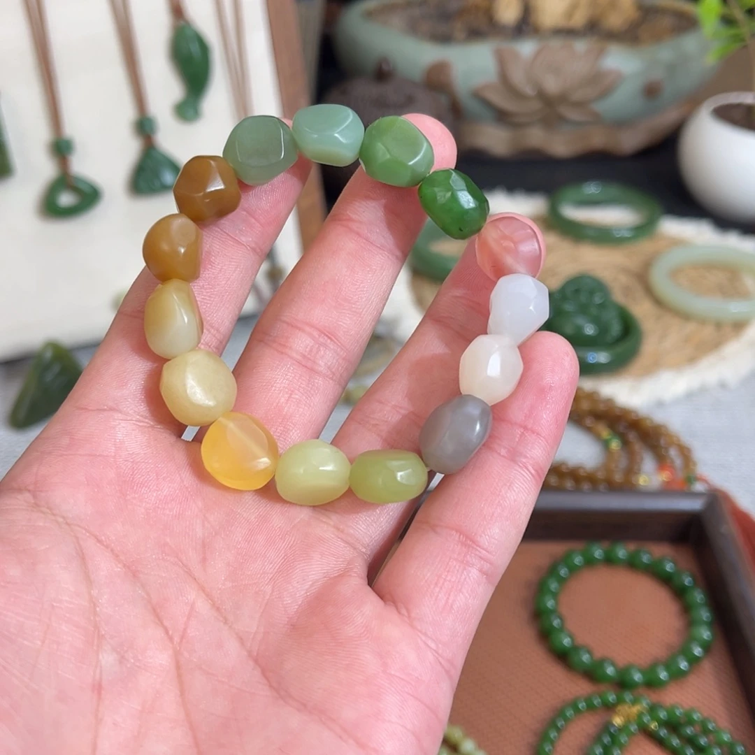 和田玉未镶嵌手链