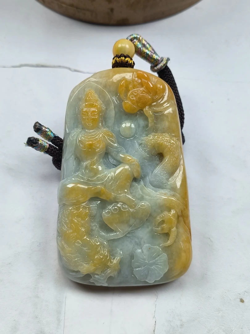 天然翡翠吊坠挂件