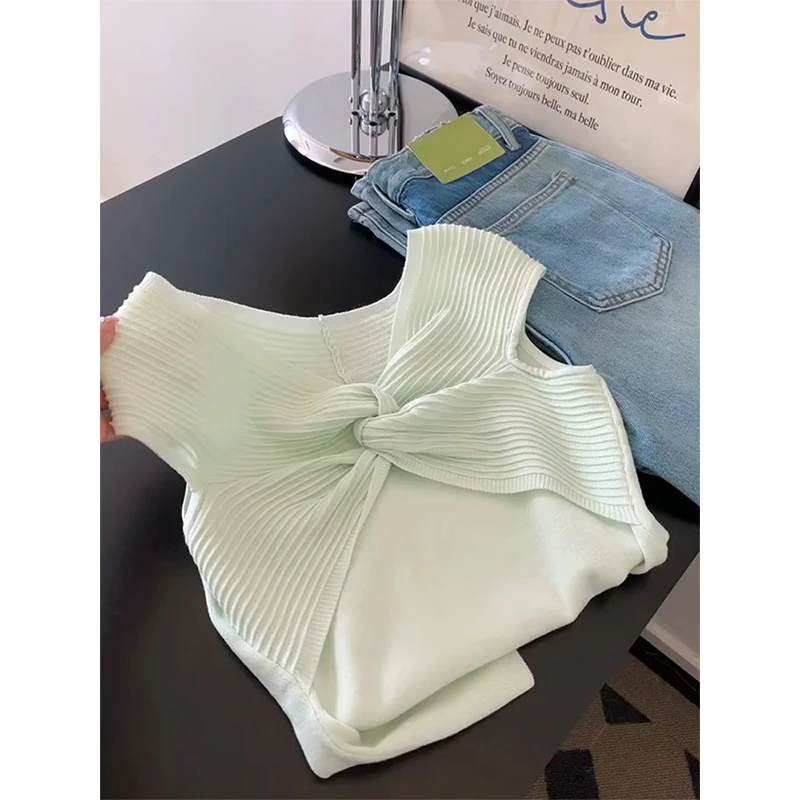 绿色针织短袖t恤女短款修身显瘦多巴胺设计感上衣高级感2025新款