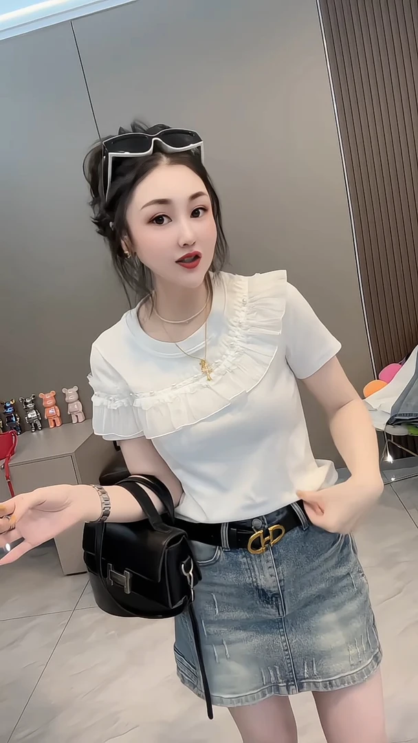 夏季新款时尚气质宽松显瘦大码拼接蕾丝花边短袖T恤打底衫上衣女