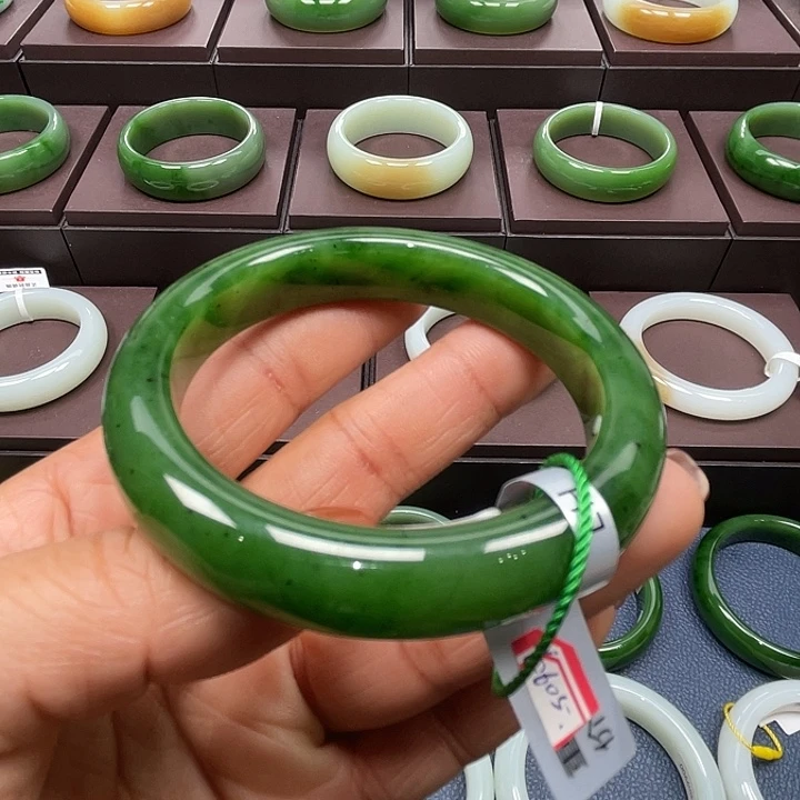 和田玉未镶嵌手镯5657