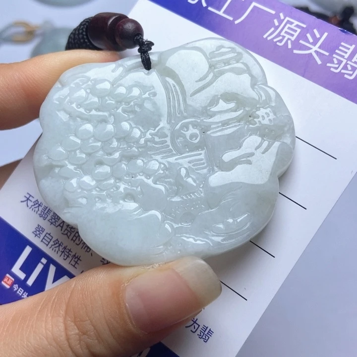 翡翠未镶嵌挂件翡翠