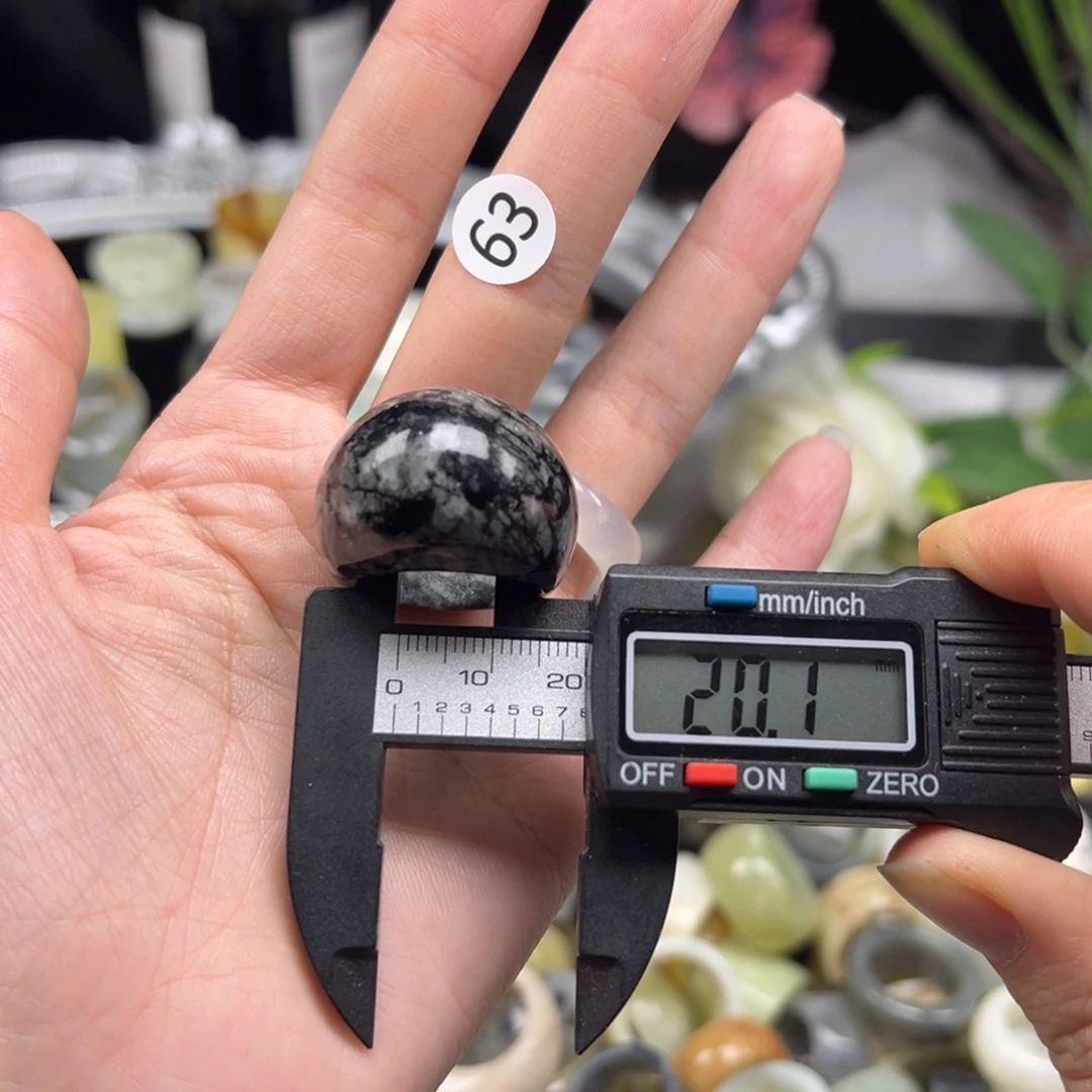 蛇纹石玉未镶嵌戒指