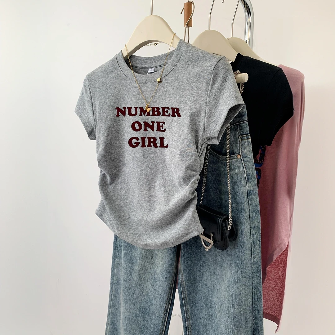 灰色印花正肩短袖t恤女夏季2025新款设计感短款修身显瘦体恤上衣