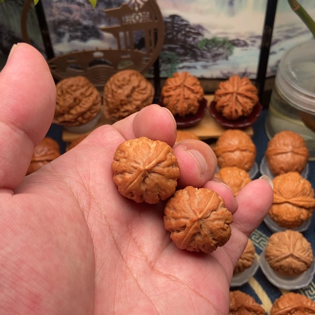 文玩核桃把件西瓜八棱