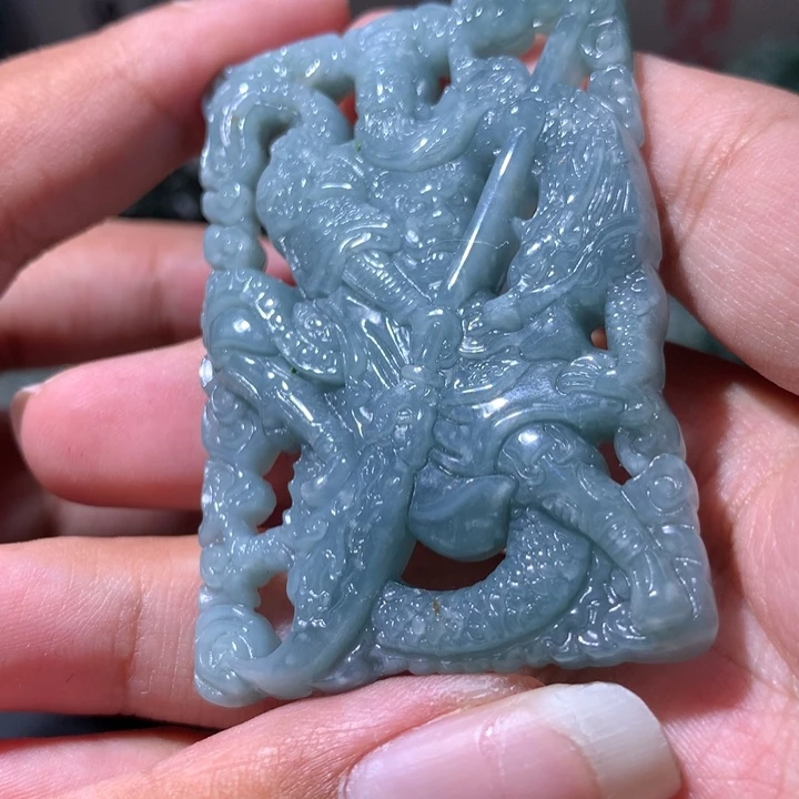 翡翠未镶嵌颈饰保真天然a货翡翠