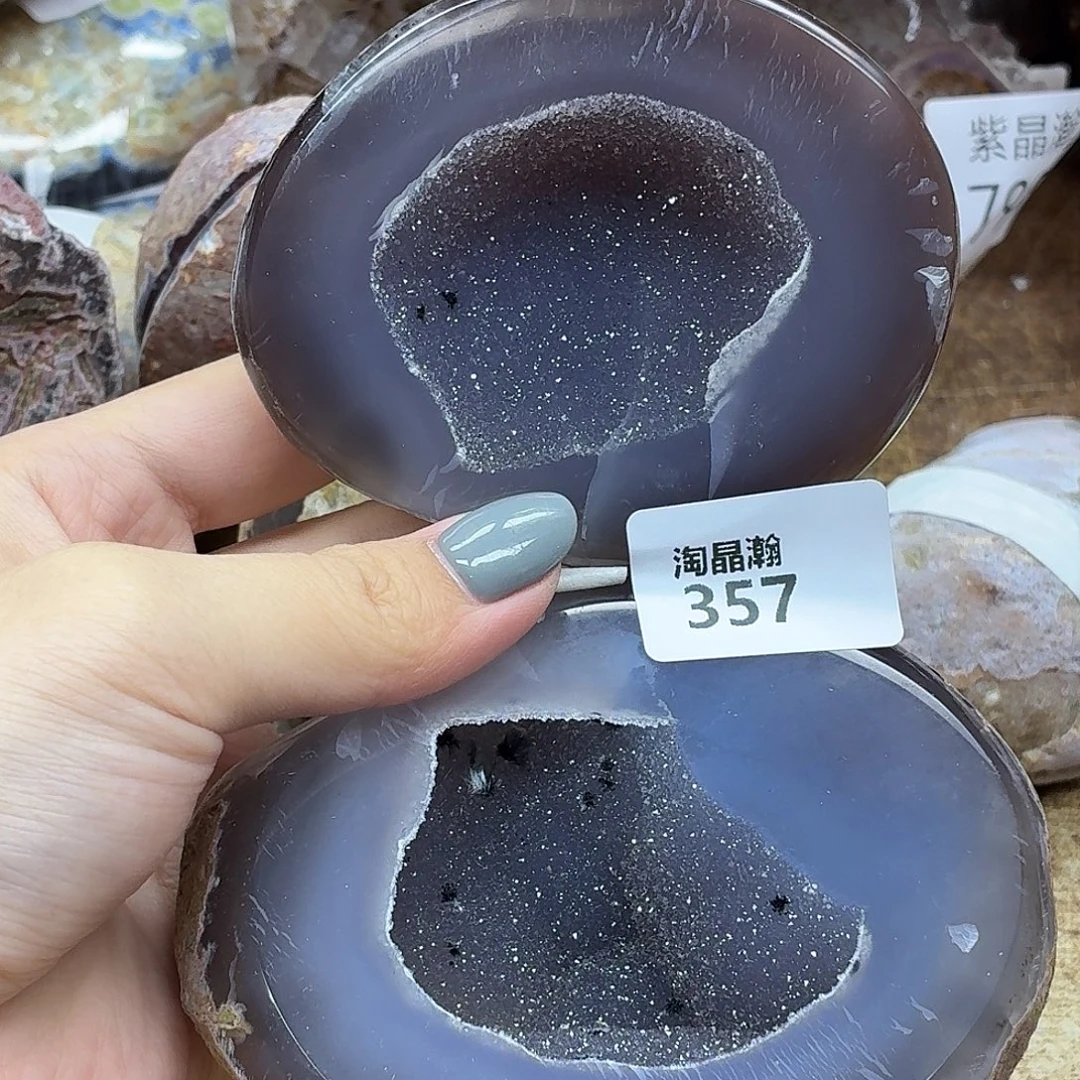 未镶嵌水晶大型摆件（非配饰）