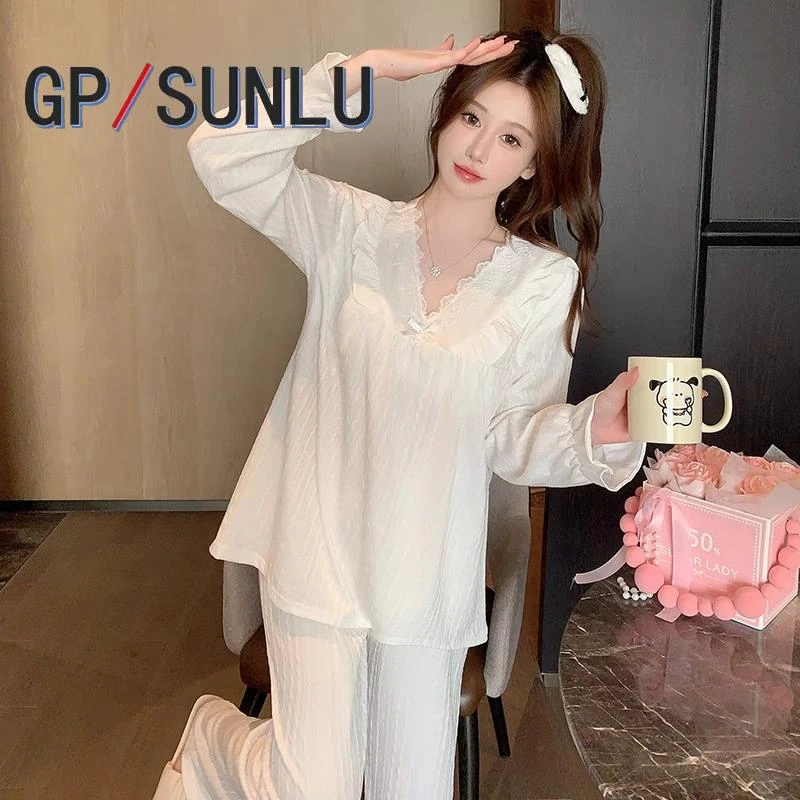 日本小众GP长袖睡衣女春秋款提花棉质带胸垫一体公主v领白色两件