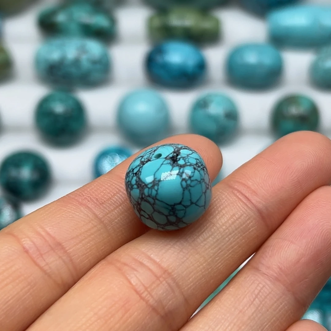 绿松石珠宝奇石未镶嵌夜**-