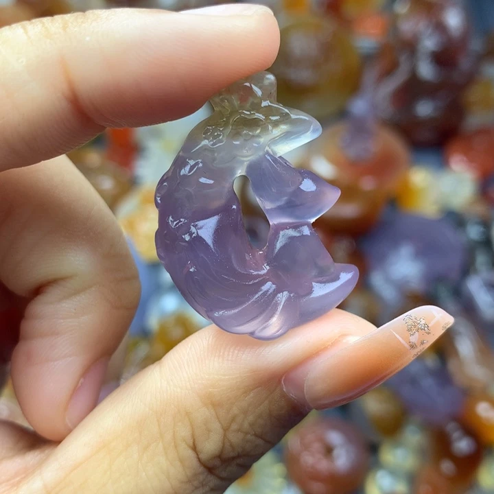 孙***平玛瑙/玉髓颈饰未镶嵌