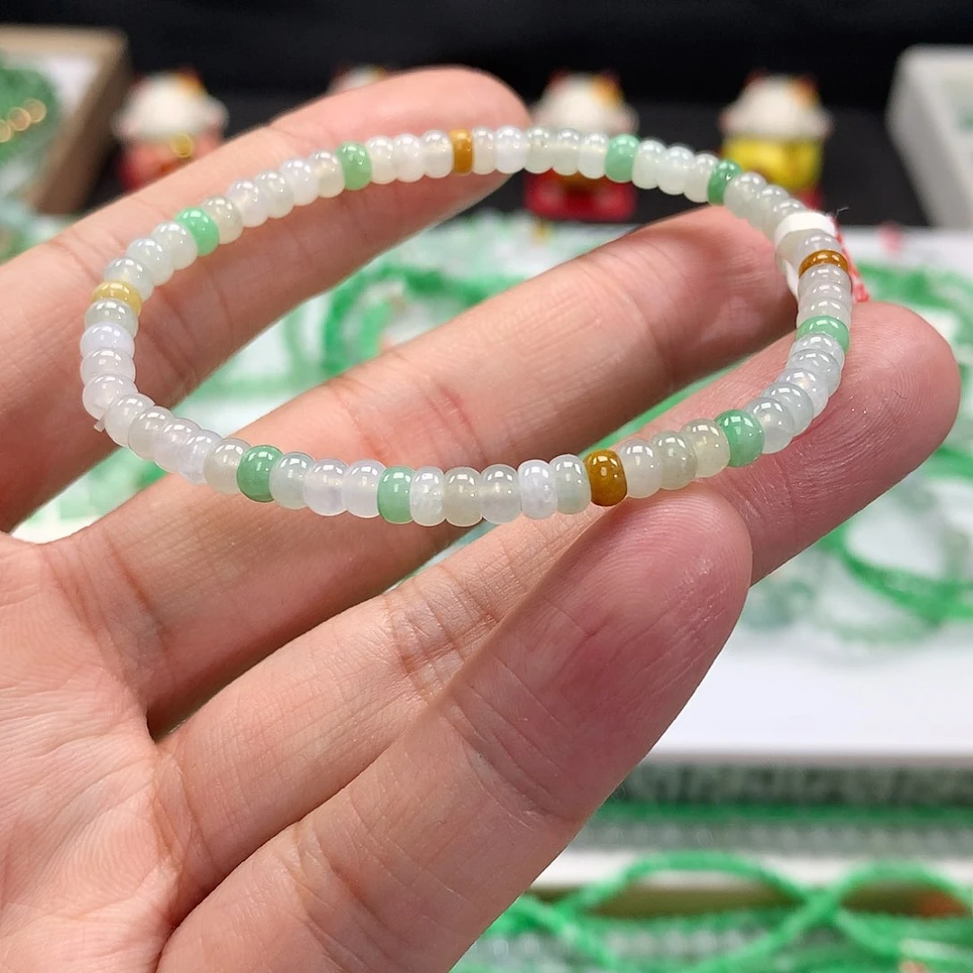 翡翠手链未镶嵌翡翠