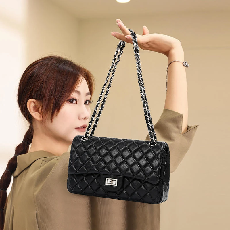 新款羊皮时尚通勤斜挎腋下小方包 女士菱格链条小香风单肩包包