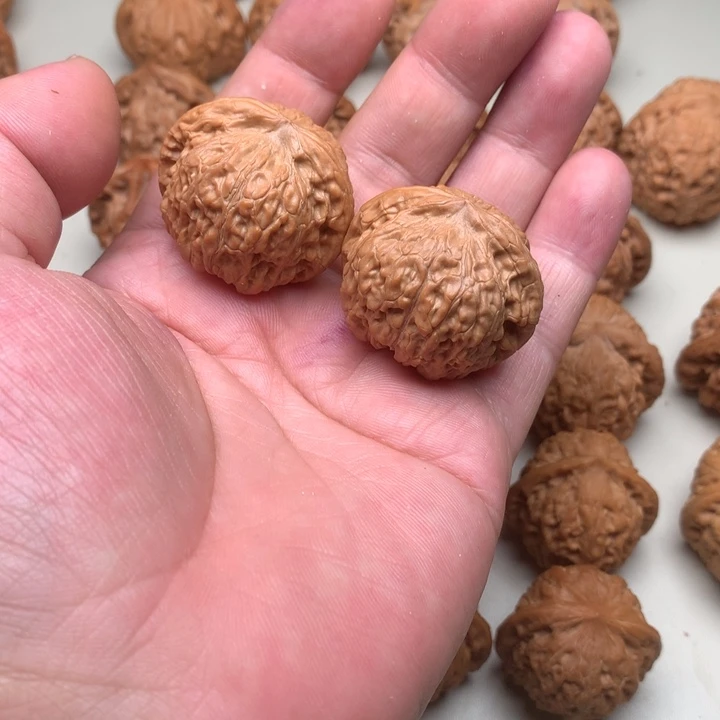 文玩核桃吊坠平底锅38