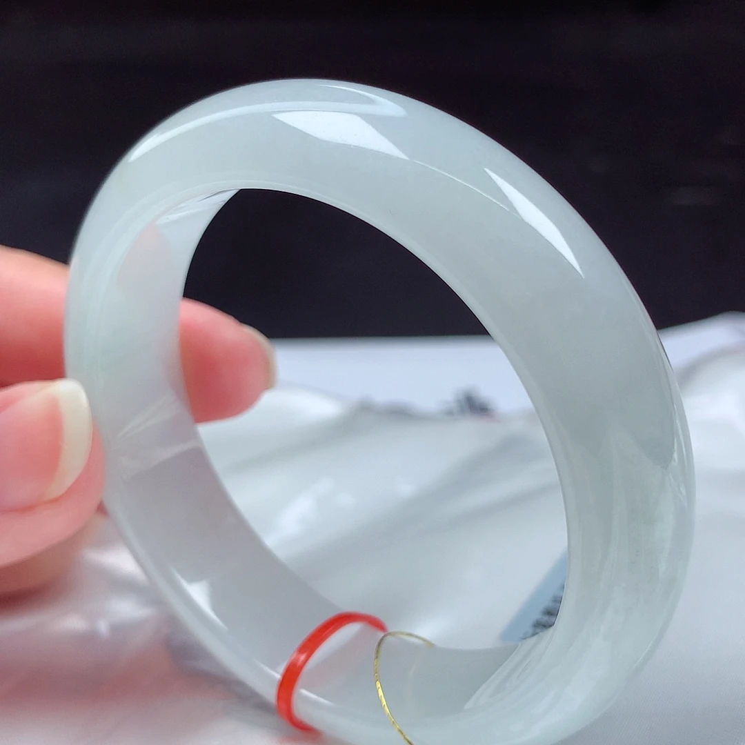 翡翠未镶嵌手镯55圈m113702