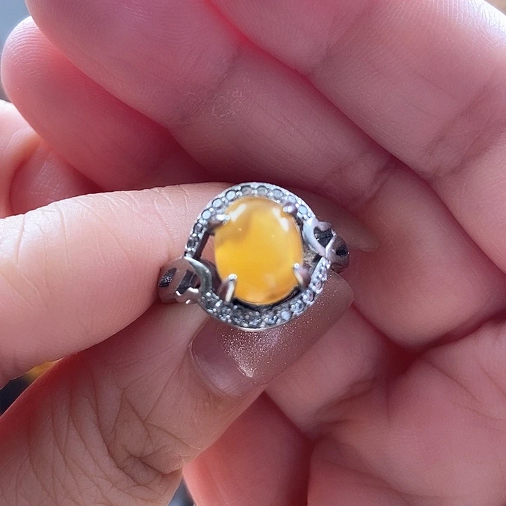 琥珀未镶嵌戒指戒指