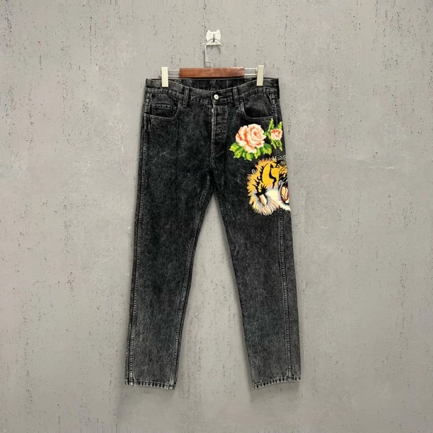 99新 GUCCI/古驰 gucci水洗黑虎头刺绣牛仔裤32码
