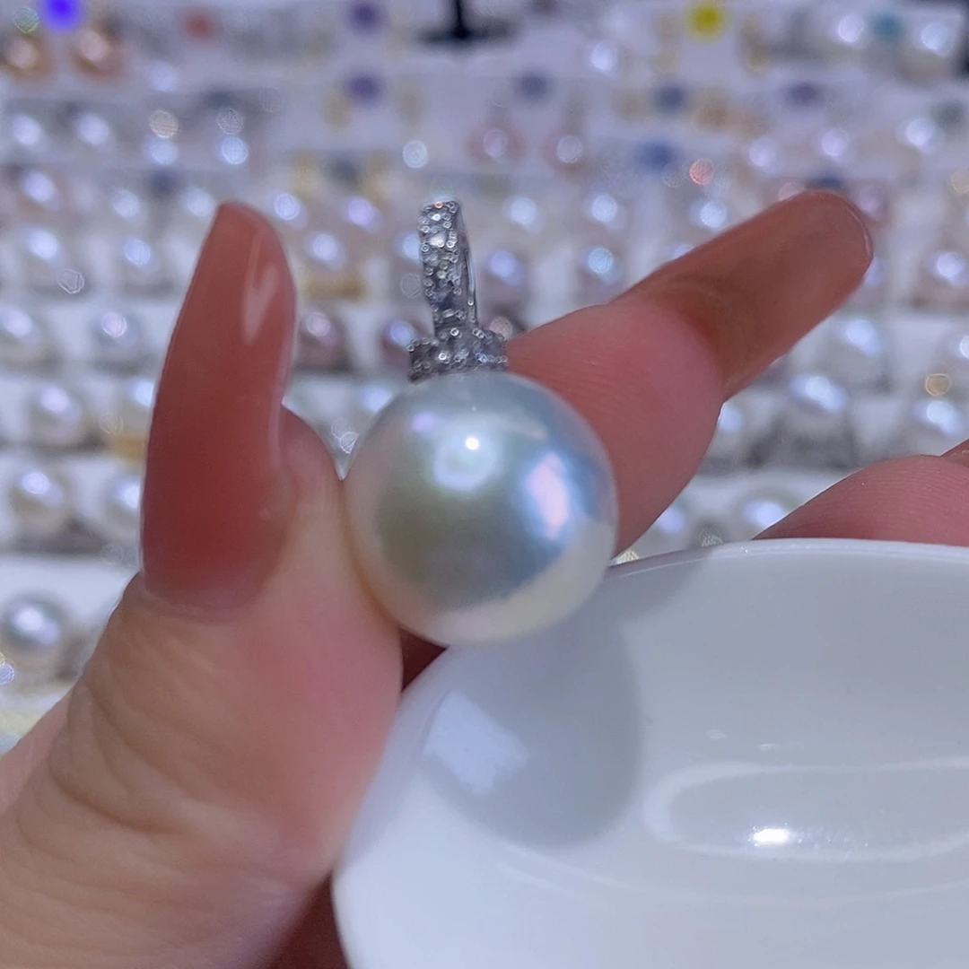 淡水珍珠合金颈饰