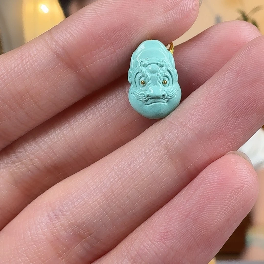 绿松石未镶嵌挂件